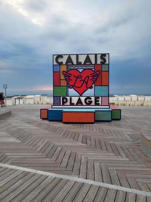 Chez Aline Apartment Calais Bagian luar foto